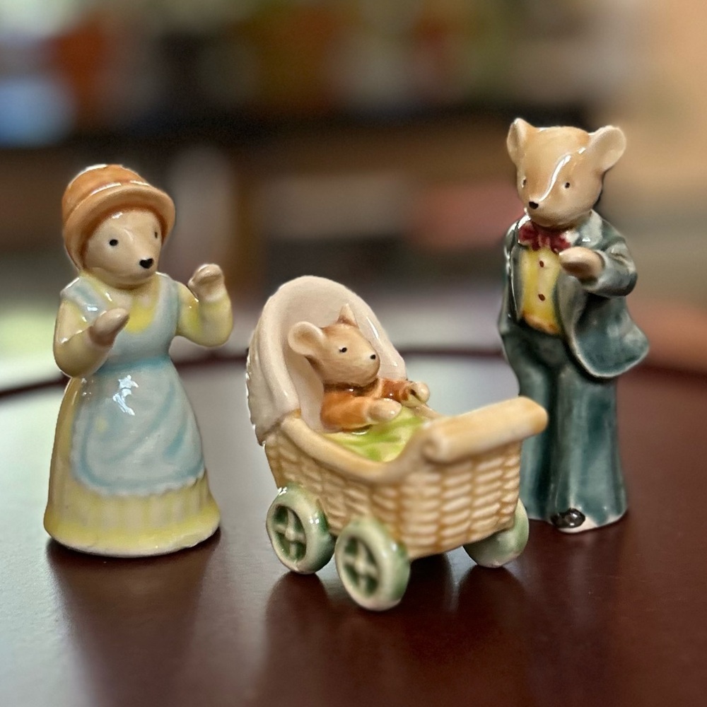 Vintage Mouse Family | Hand-Painted Ceramic Figurine | Newborn Gift | 3piece Set